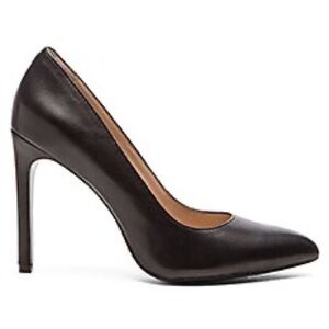 NWB Revolve By Pour La Victoire Zoie Pump Heel In Black Size 9.5